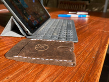 Load image into Gallery viewer, Slyde